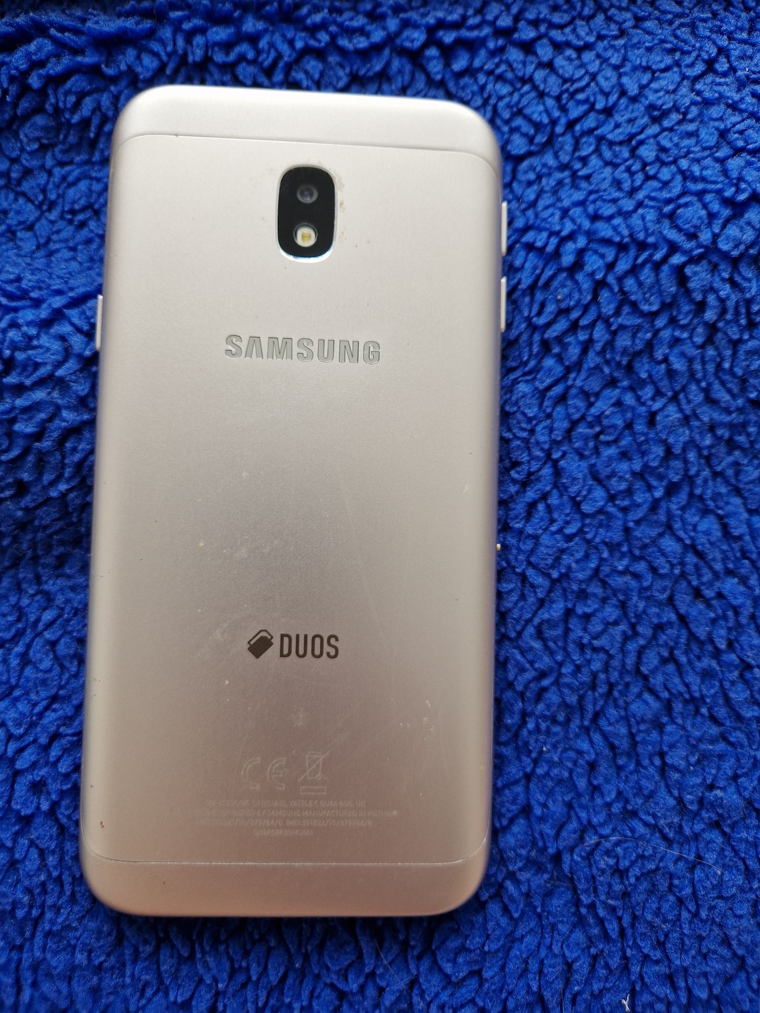 Samsung galaxy  J3 duos
