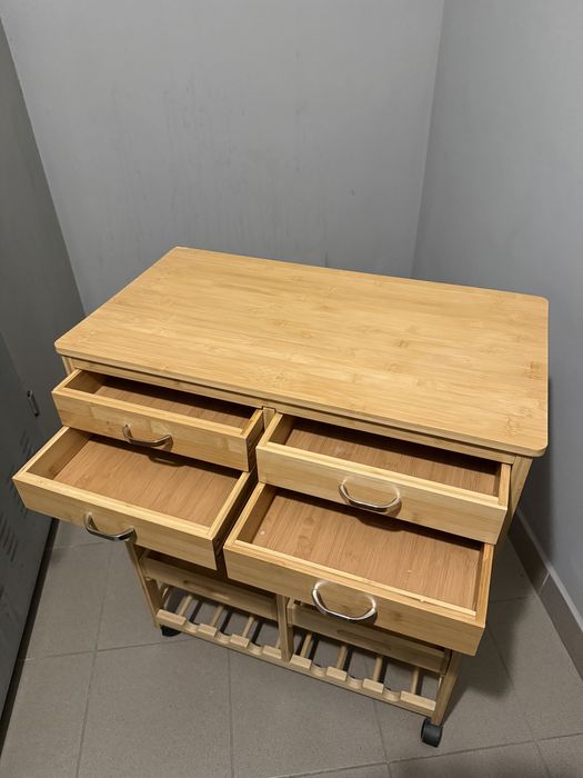 Wózek kuchenny z firmy Sklum