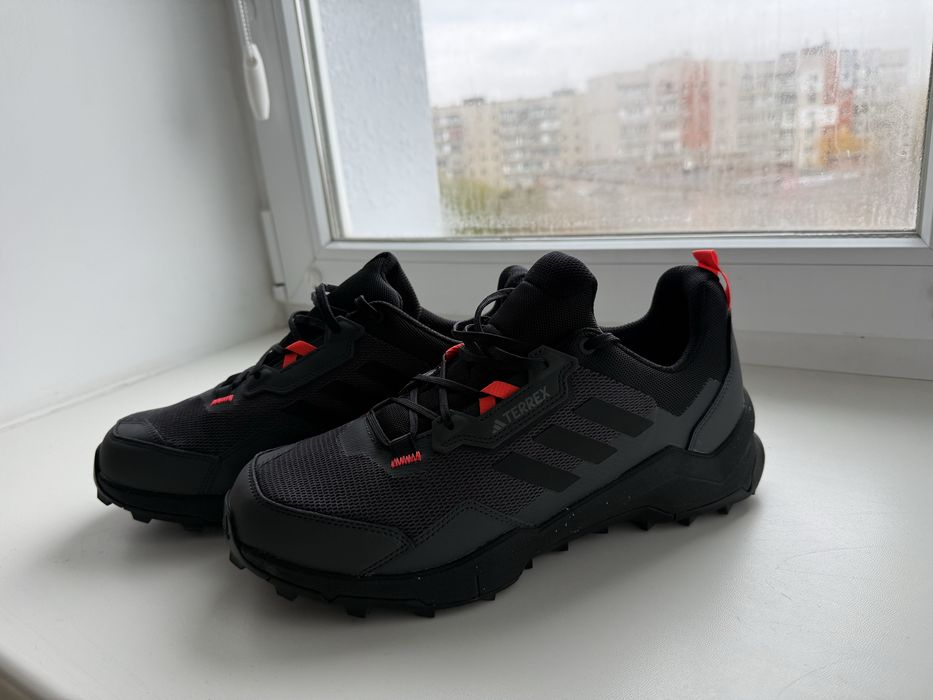 Нові оригінальні  Adidas Terrex AX4 Розмір 44 EU / 10 US