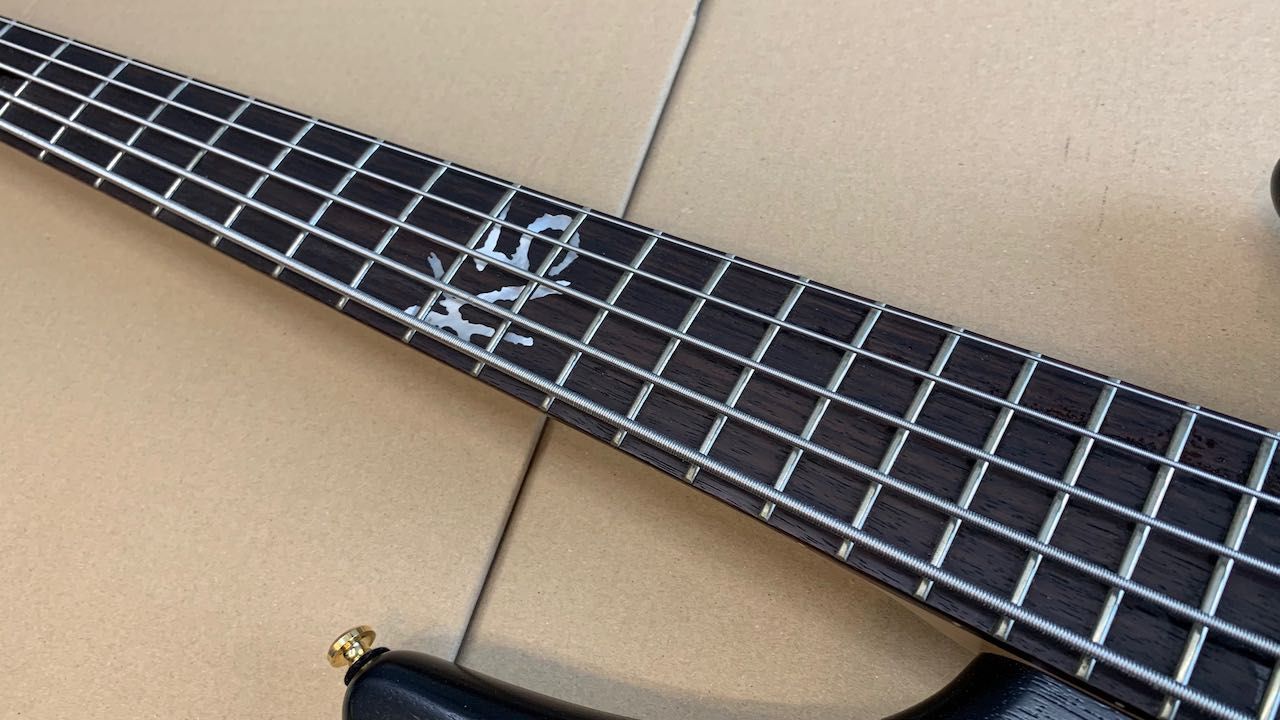IBANEZ K5 Fieldy Signature – Korea 2006 – Złoty upgrade + Hipshot USA
