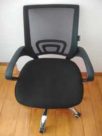 Офісне крісло Bonro