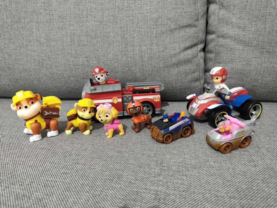 Psi Patrol pojazdy figurki Rubble, Skye, Zuma, Chase, Marshall, Ryder