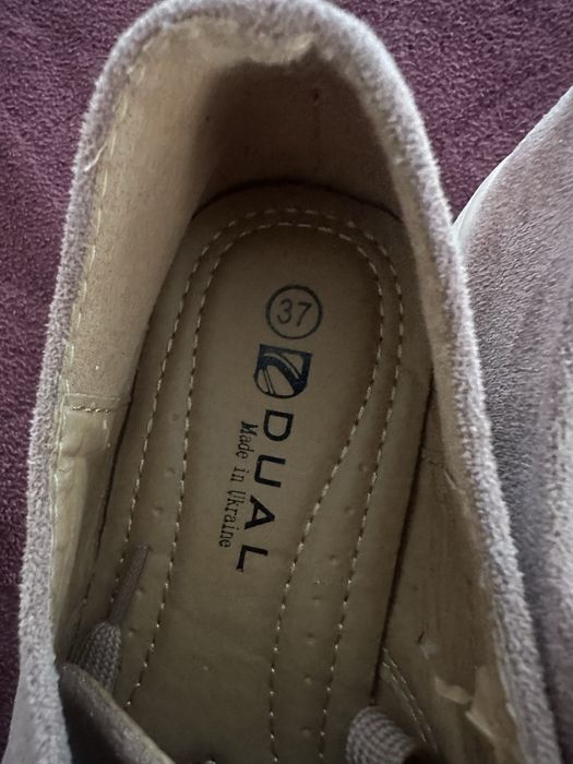 Жіночі рожеві туфли