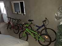 Varias bicicletas para venda