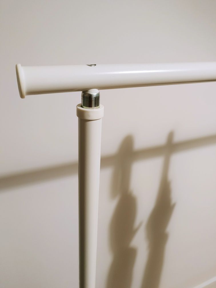 Wieszaki ikea. Białe refulacja 5 punktów