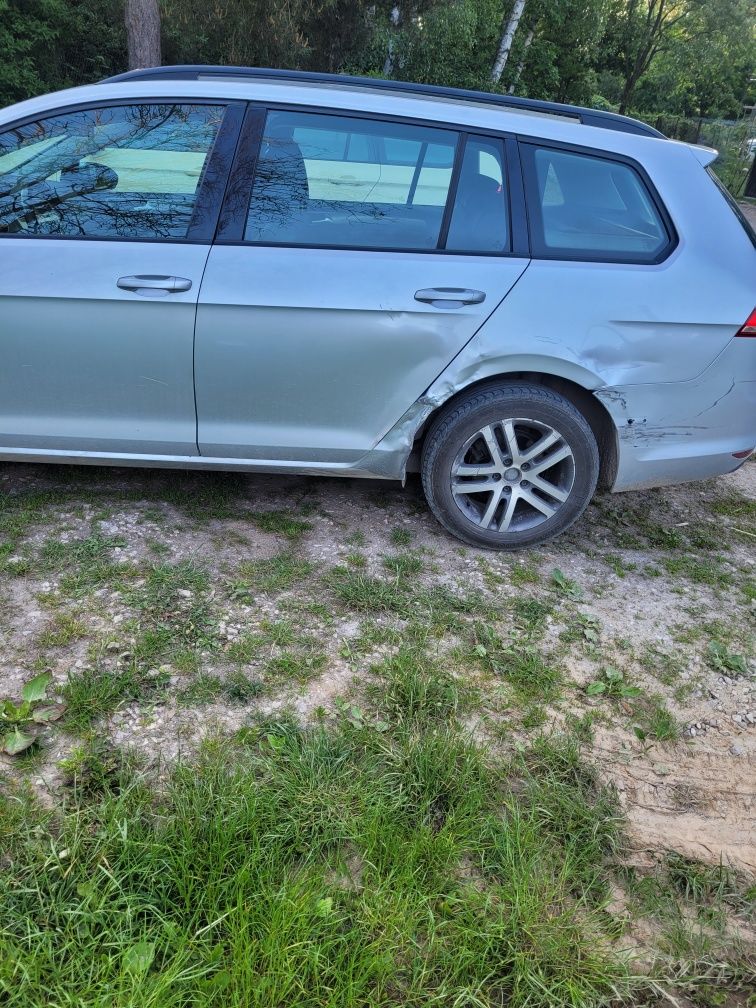 Vw Golf VII 7 1.6 TDI Automat niski przebieg 130tyś