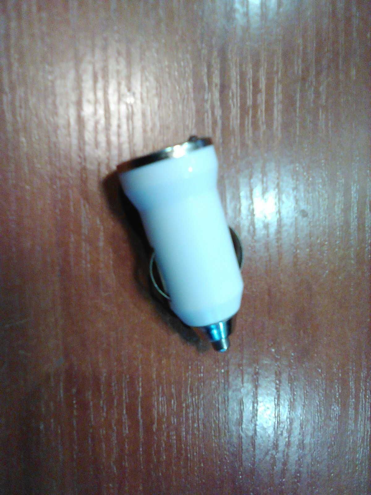 Автомобильная зарядка USB JJS008 1A White