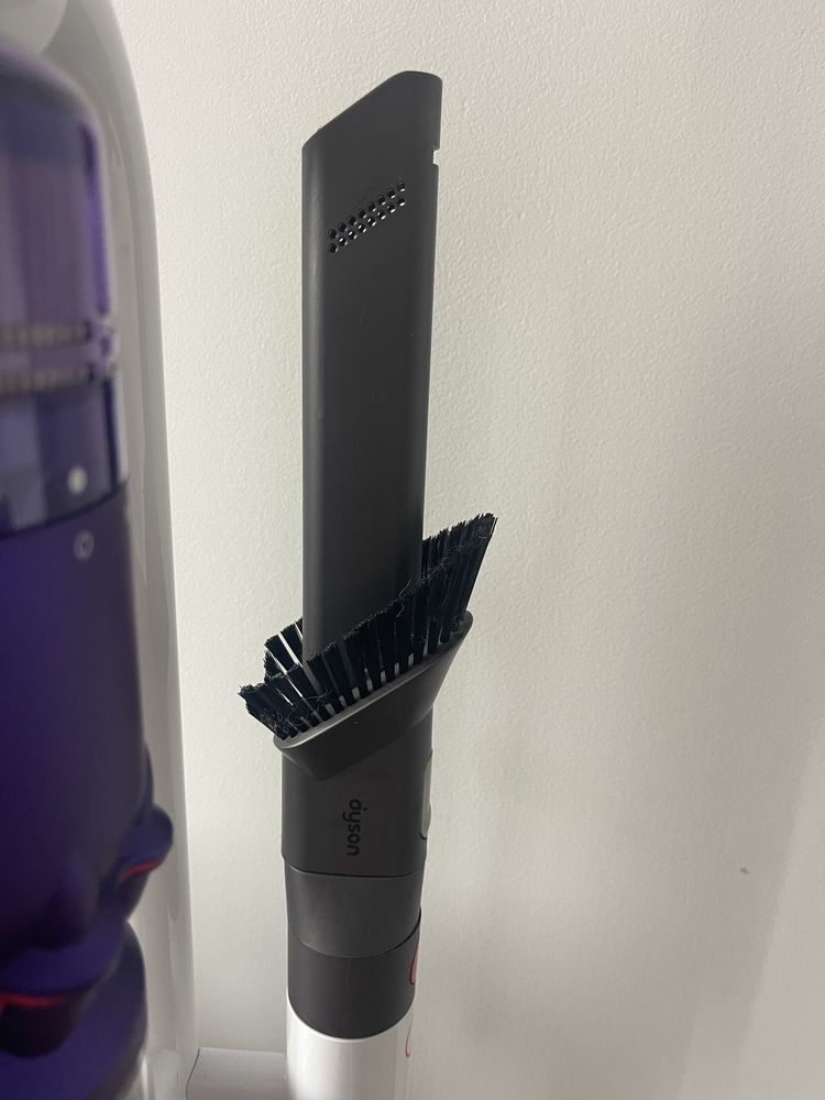 Aspirador Dyson Omni-glide dark