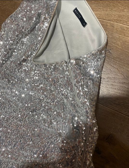 Sukienka cekinowa na jedno ramię xl