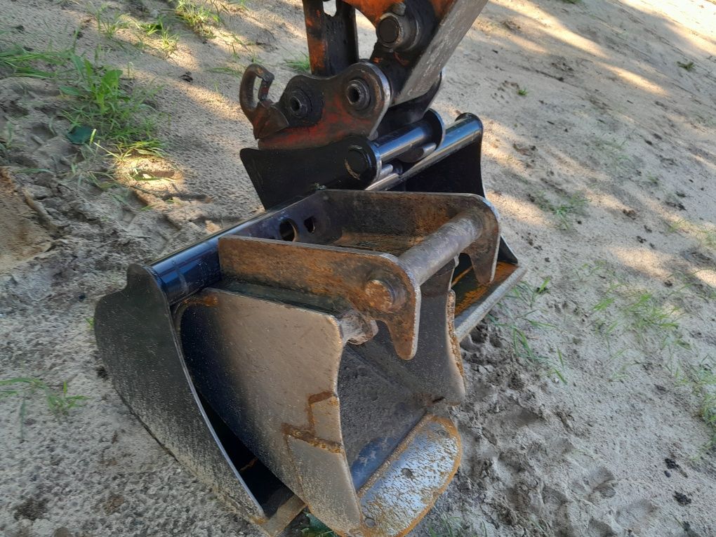 Minikoparka Hitachi zaxis 16
