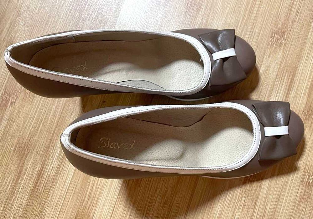 новые женские красивые туфли на танкетке