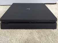 PS4 com fios, como nova , vendo por não ter tempo para utilizar