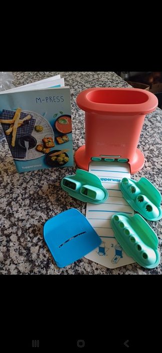 M Press tuperware