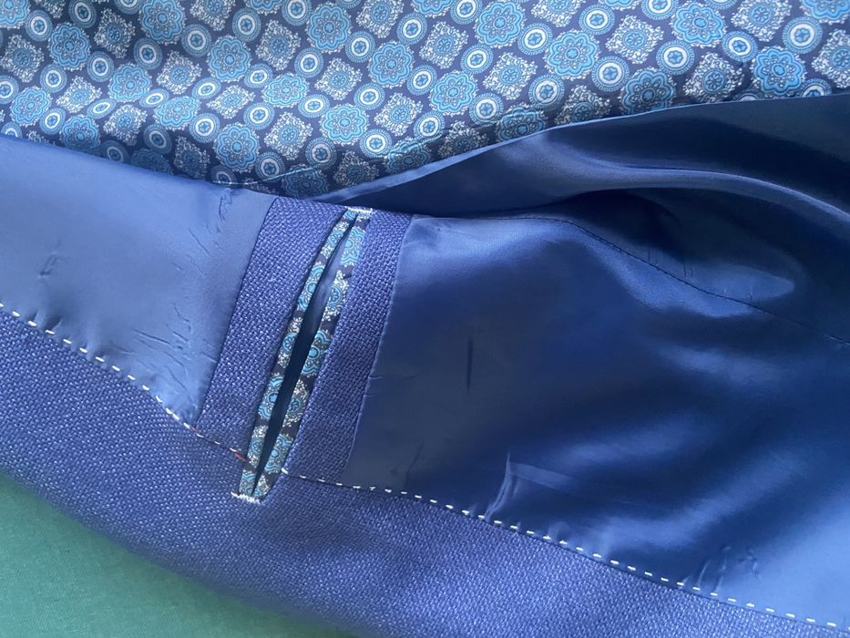 Продам чоловічий піджак в ідеальному стані