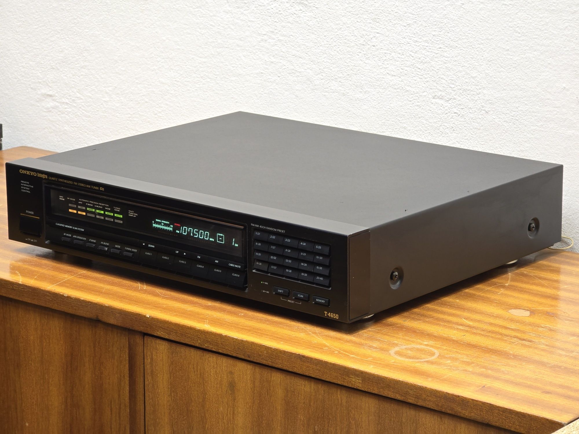Onkyo T 4650 Tuner Radiowy Topowy FM ŁADNY DOBÓR AUDIO
