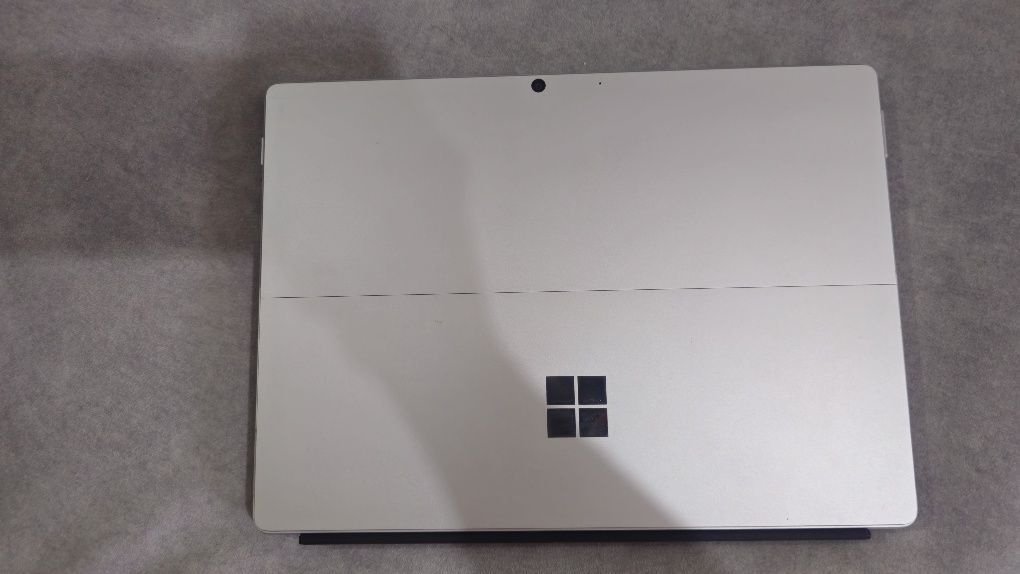 Surface pro 8 i5 16gb ram ssd