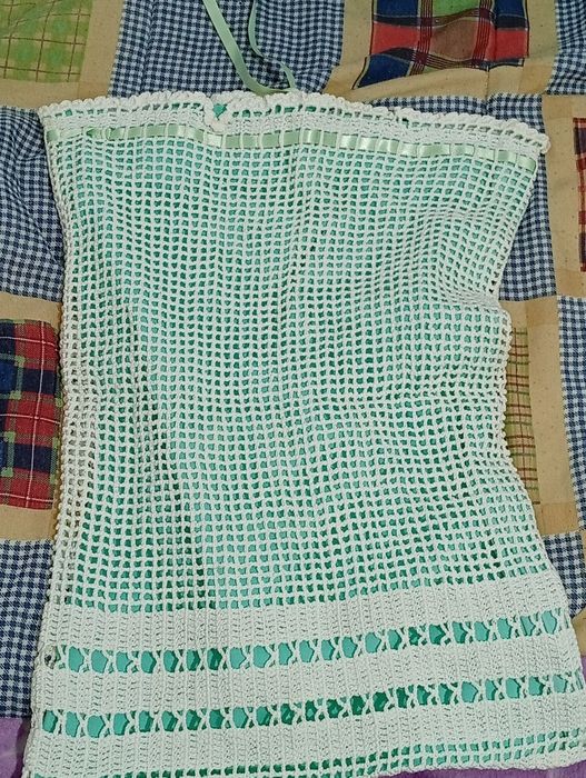 Conjunto de peças em Rendas feitas a mao