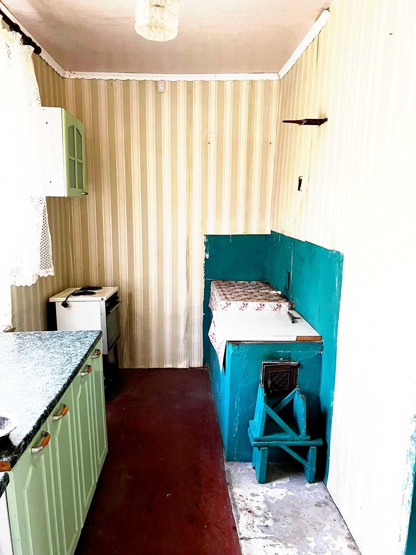 Продам   домик в Песчанке рядом с речкой.