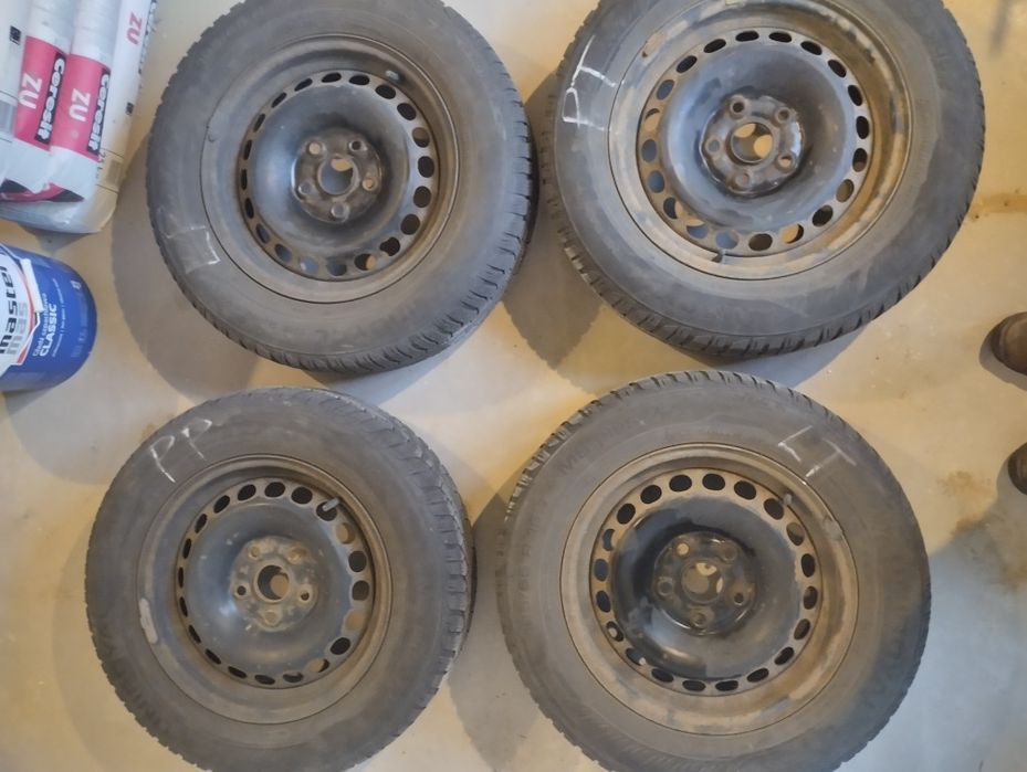 Opony zimowe Uniroyal MS plus 77 195/65/R15