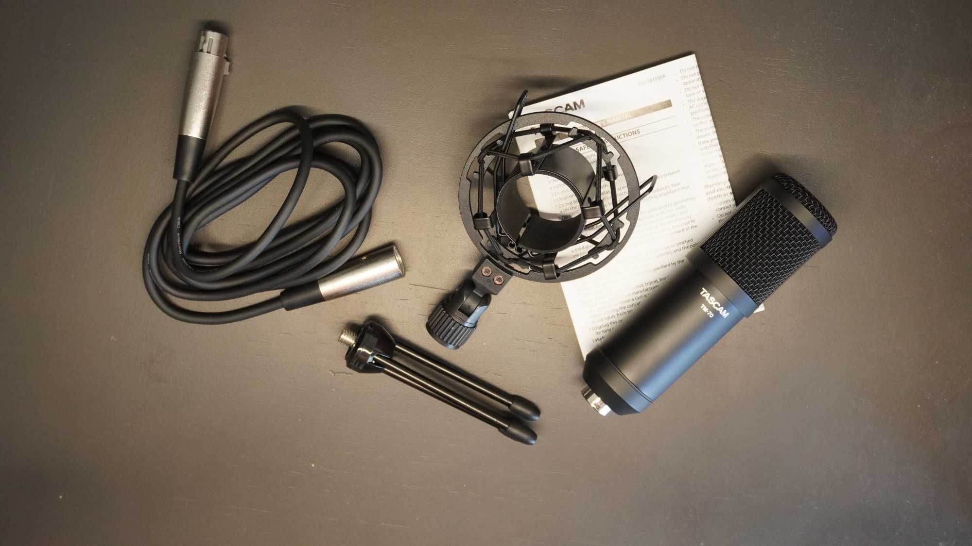 Microfones Dinâmico Tascam TM-70 -Podcast, Streaming e Voz Prof (3 un)
