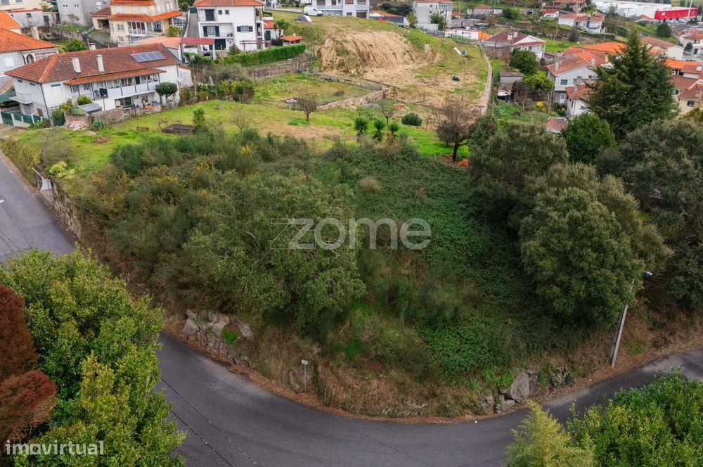 Terreno c/ 1450m2 em Tebosa, Braga