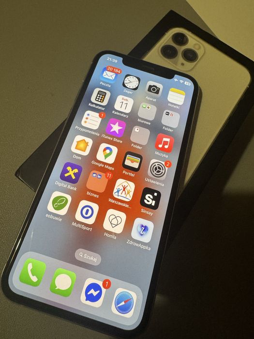 Iphone 11 pro 256 GB 76% baterii, pekniety tył, przod bez rys