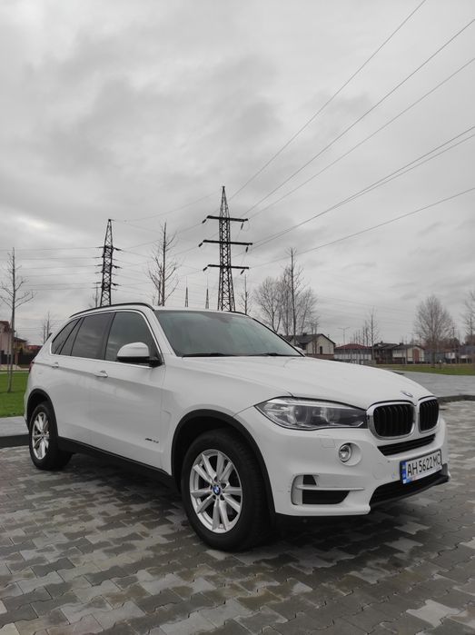 Автомобіль BMW X5