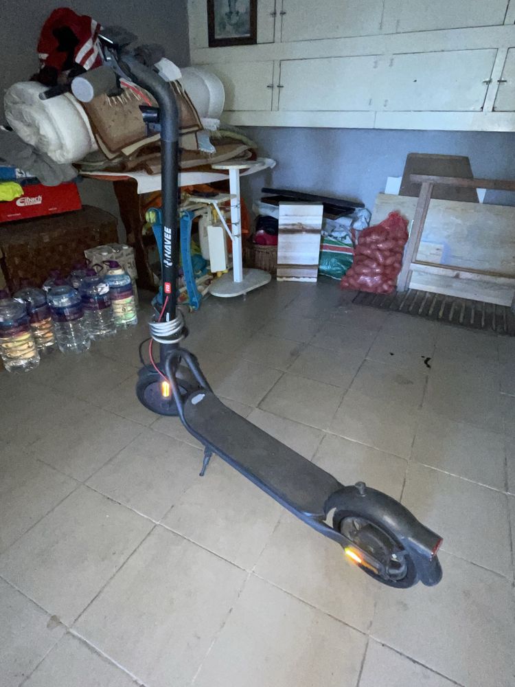 VENDO TROTINETE NaveeV25 (ler dercricao)