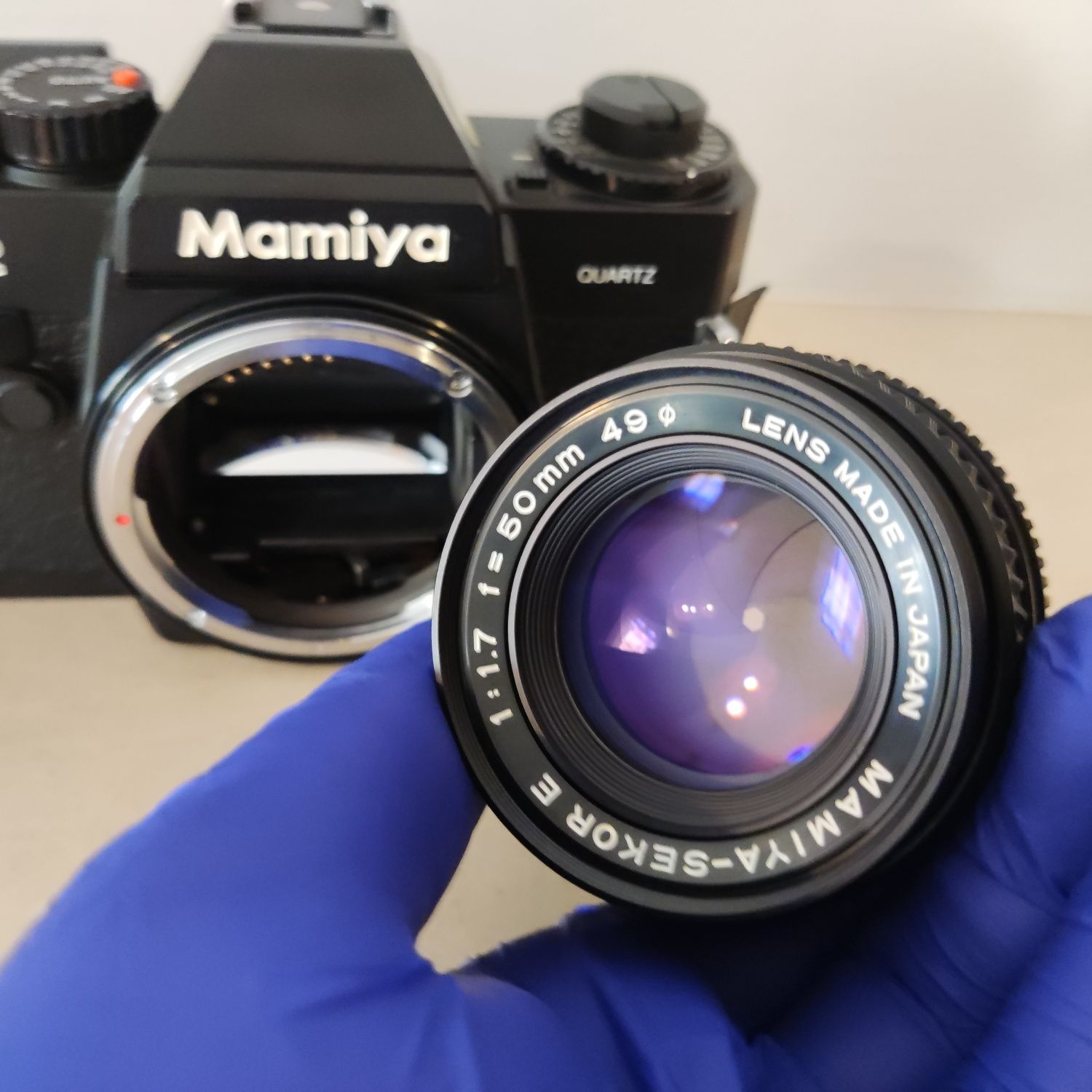 Mamiya Ze-2 + Mamiya-Sekor E 1:1.7 f=50mm Ø 49 mm