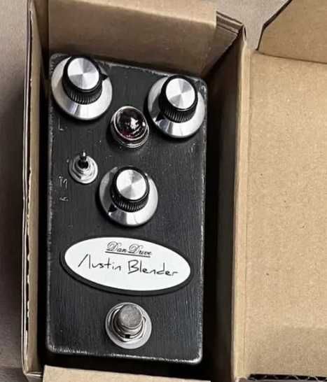 Pedal DanDrive Austin Blender Relic Black - Mistake Switch