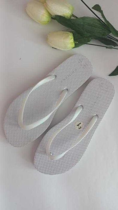 Білі в,єтнамки 38 39 розмір нові