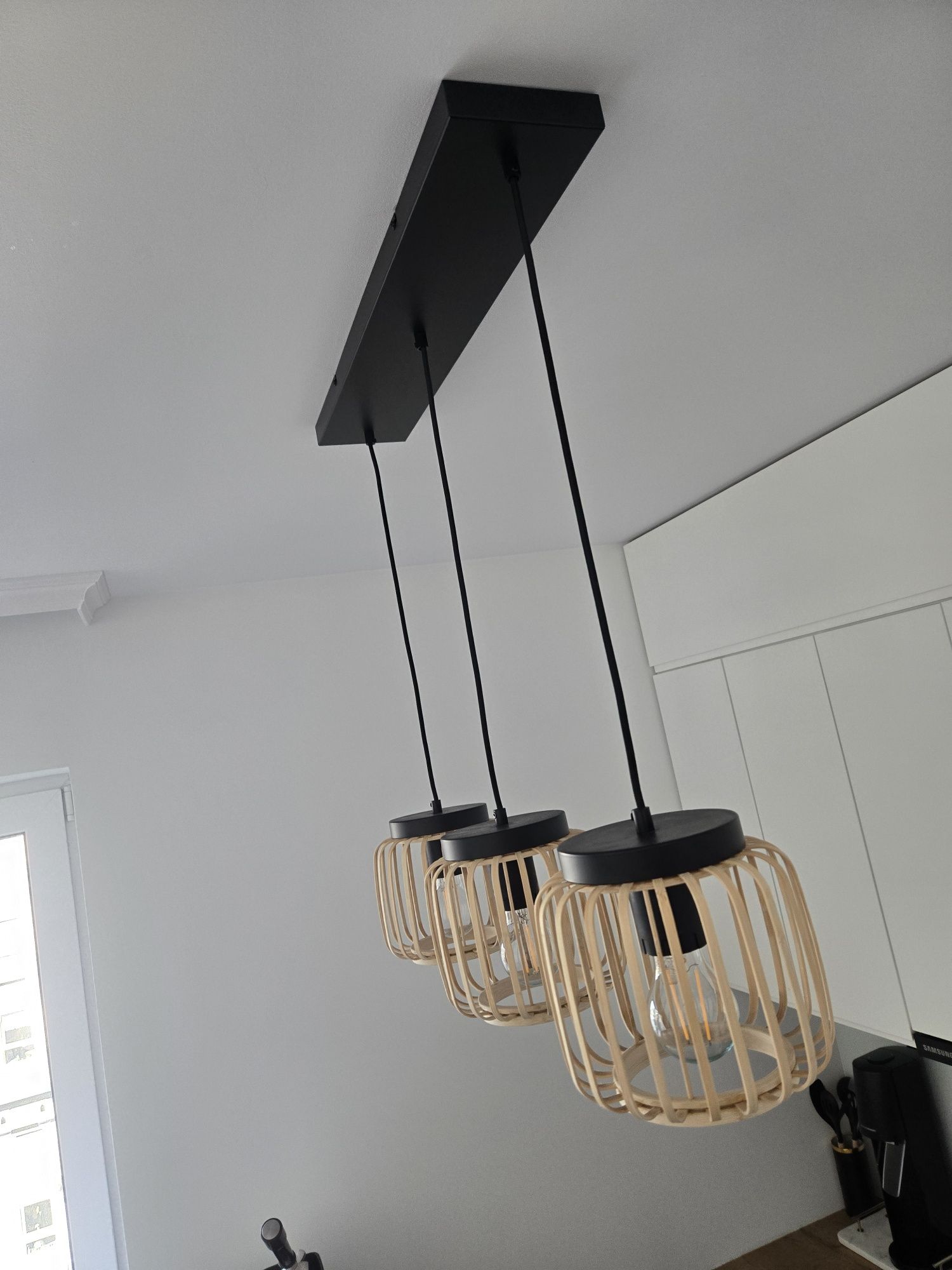 Lampa wisząca pecan czarno- beżowa