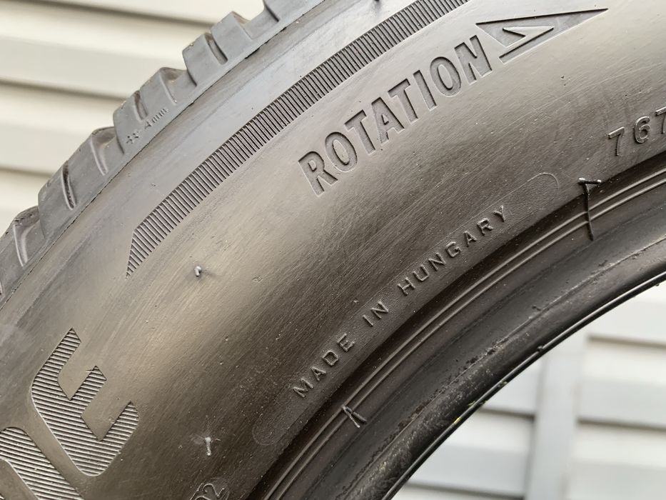 Пара зимових шин Bridgestone 185/65 R15 Blizzak LM005
