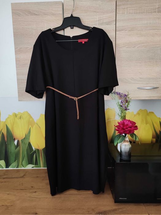 Czarna ołówkowa cieplejsza sukienka Thea rozmiar 52 poliester/wiskoza