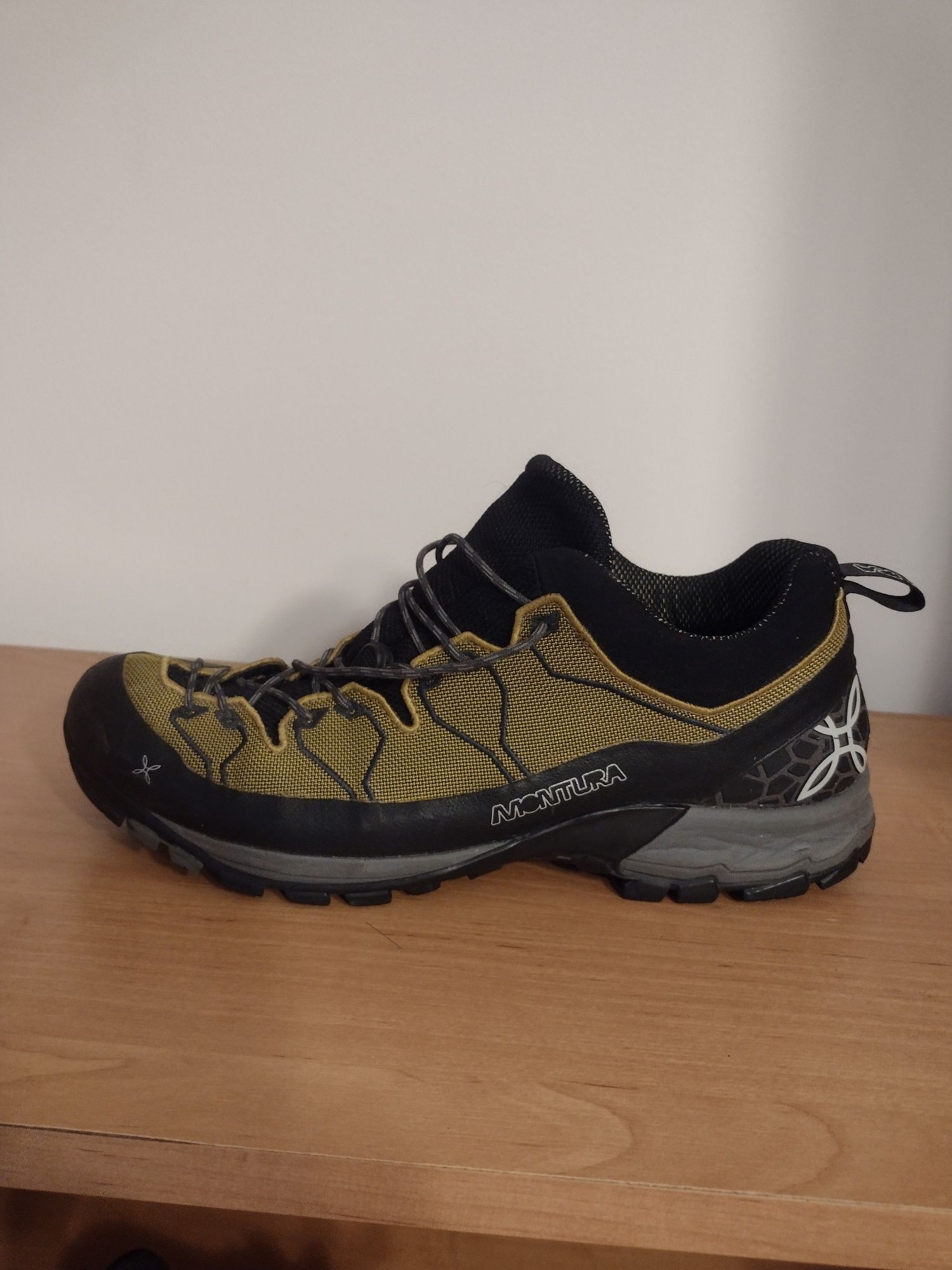 Buty trekkingowe Montura r.45