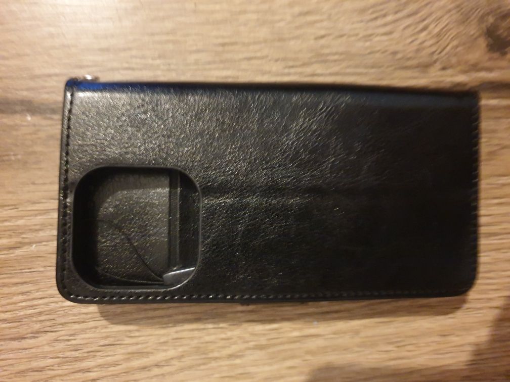 Etui iphon 15 pro dwie sztuki szklo hybrydowe