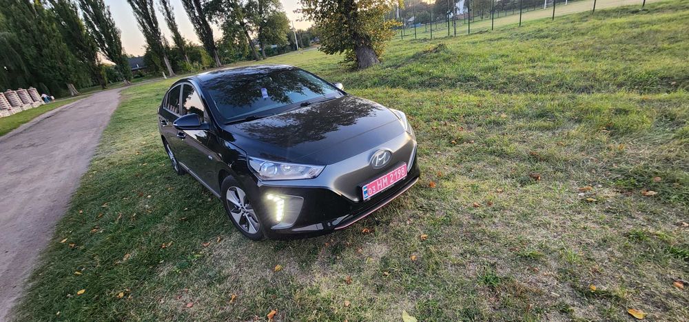 Hyundai ioniq 2019 р. Електро 28 kwt пригнаний з Бельгії