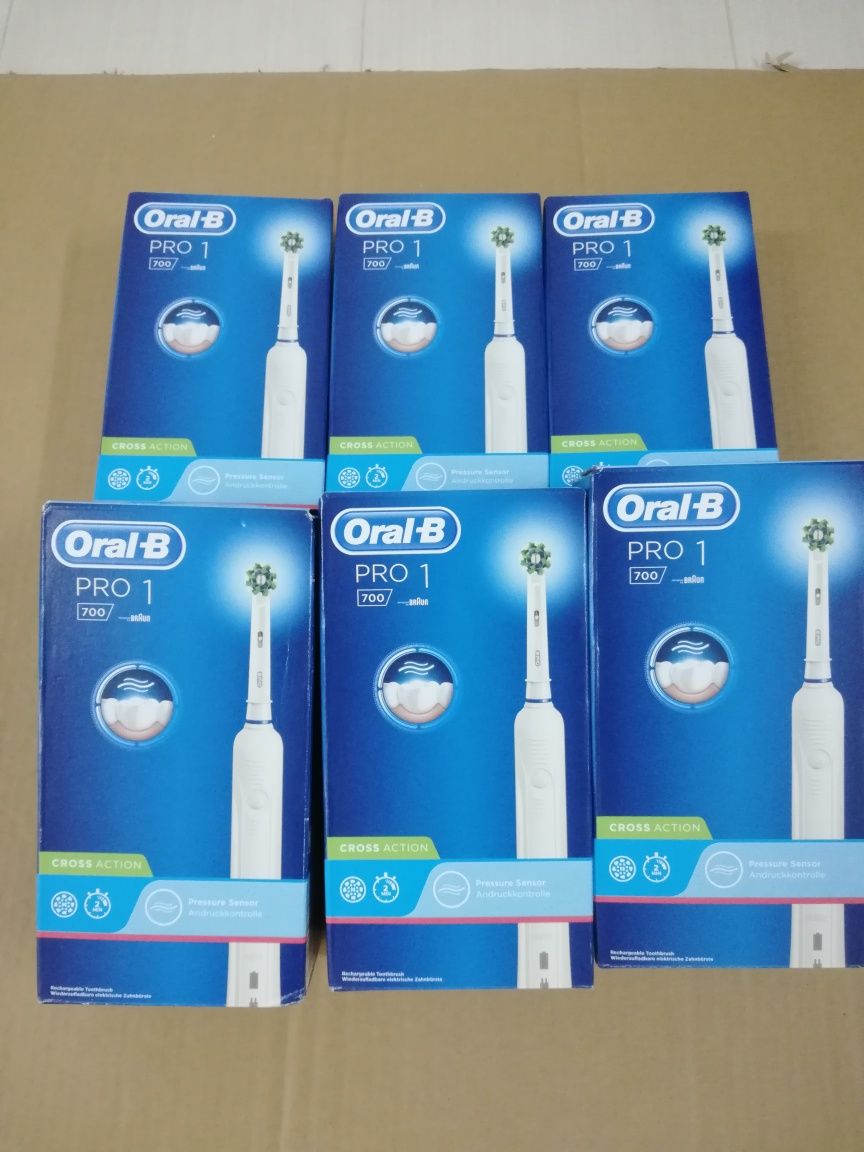 Escova elétrica Oral B PRO 700