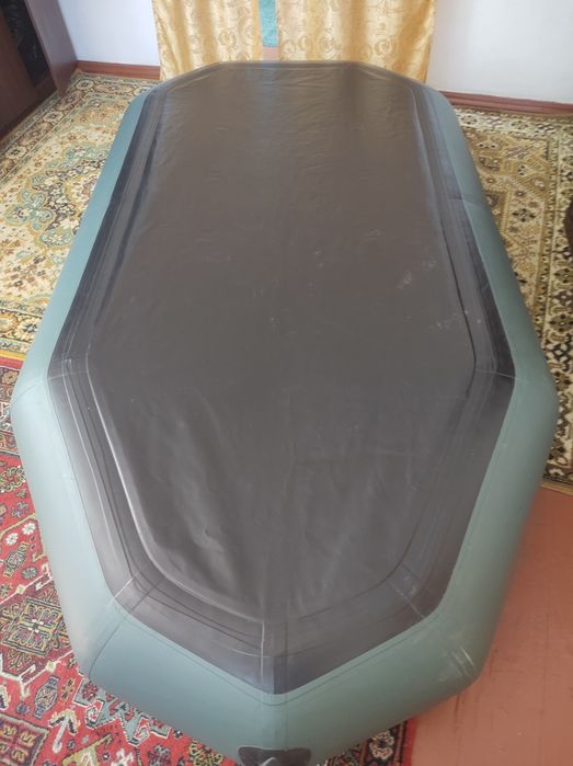 Продам почти новою лодку