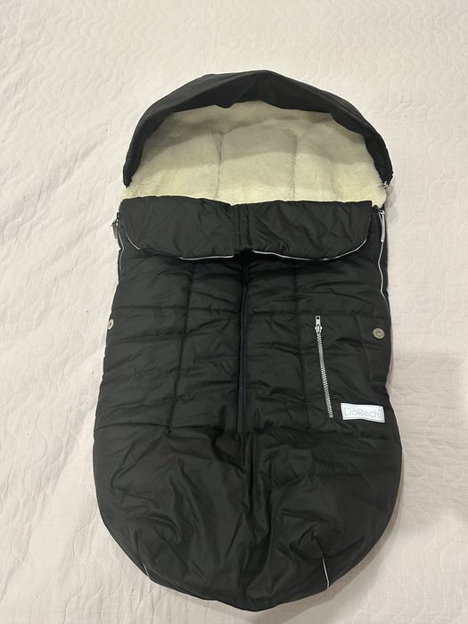 Зимовий конверт в прогулянкову коляску на овчині