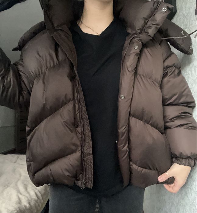 Пуховик S коричневий