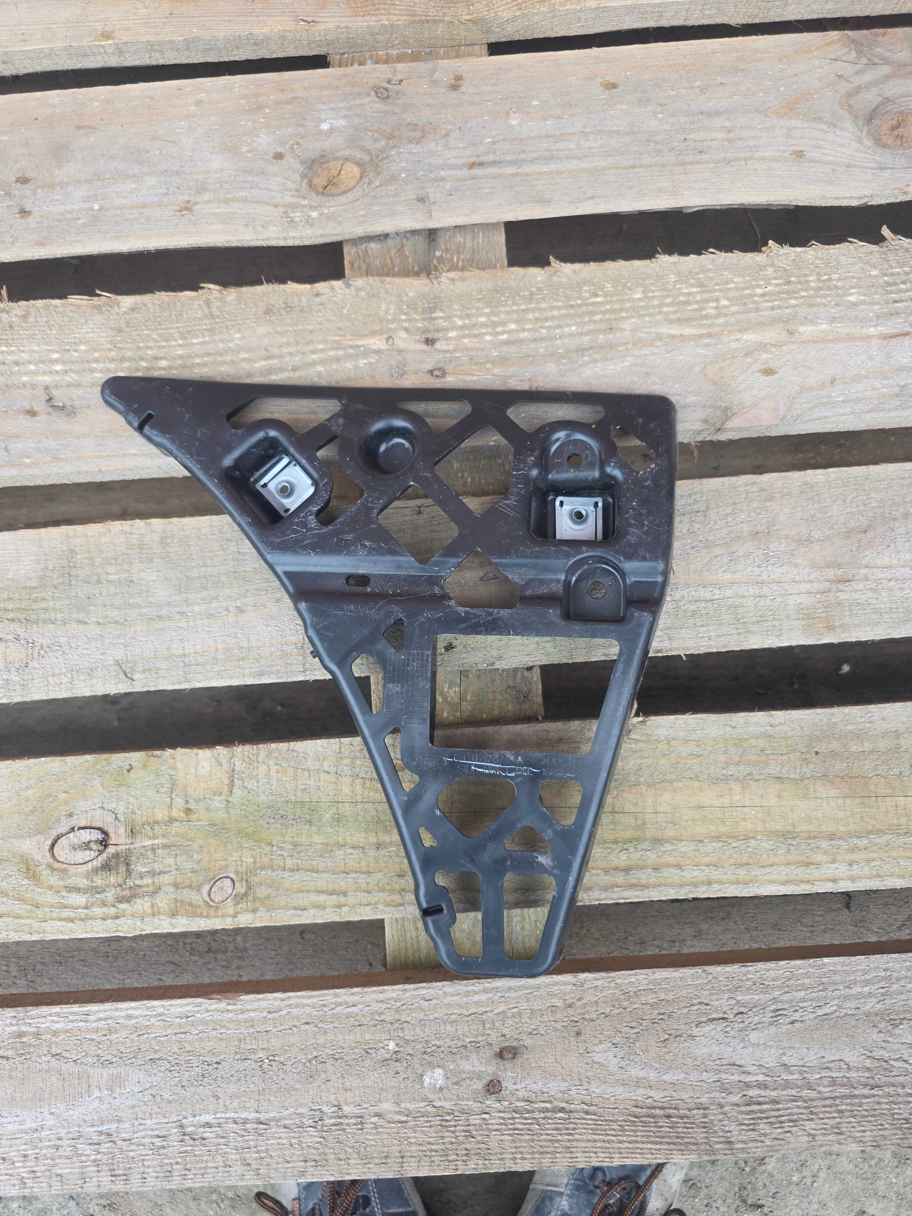 Ślizg zderzaka przód prawy Ford Transit MK7 0e 06-