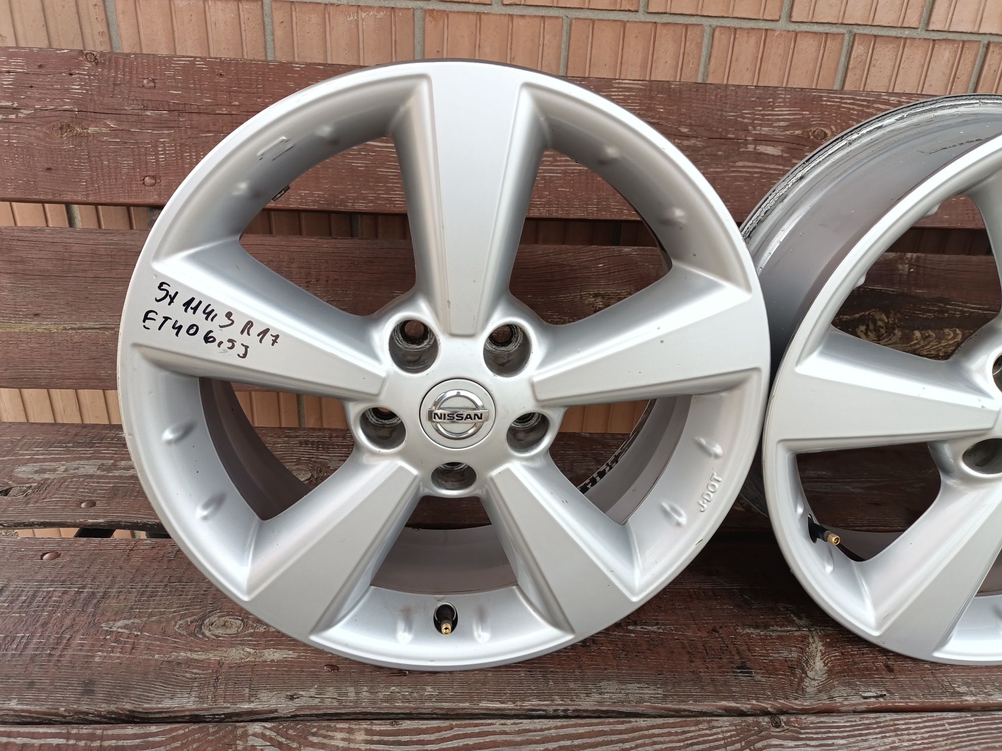 Felgi 5x114,3 R17 Nissan