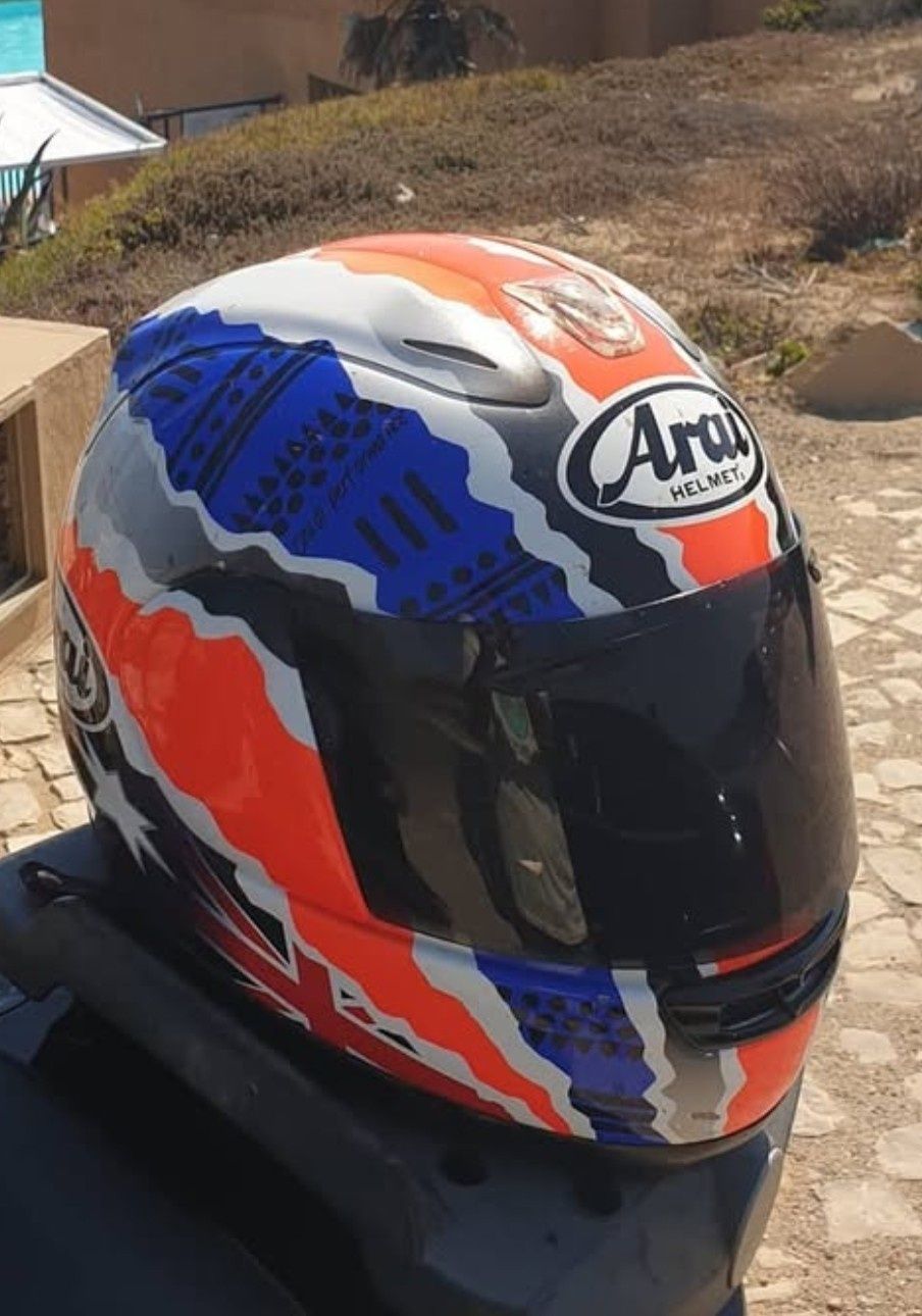 Capacete Arai RX7 Doohan