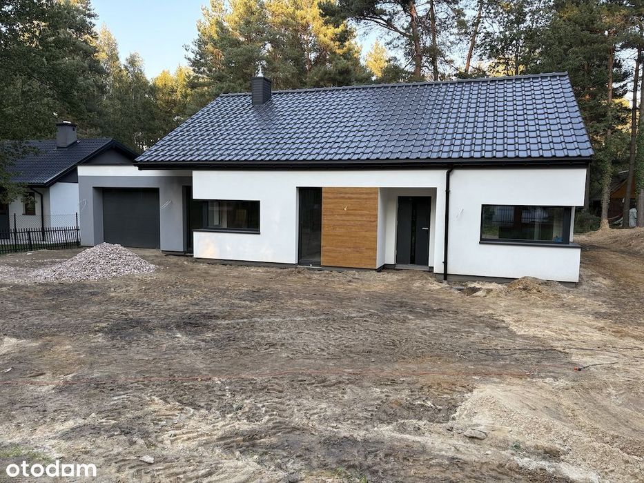 Sprzedam dom z garażem w miejscowości Rosanów, ul. Małgorzaty