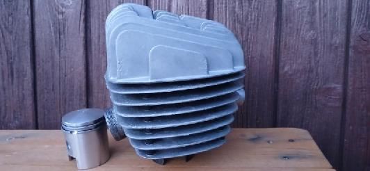 Cylinder wsk 125, głowica, tłok - komplet