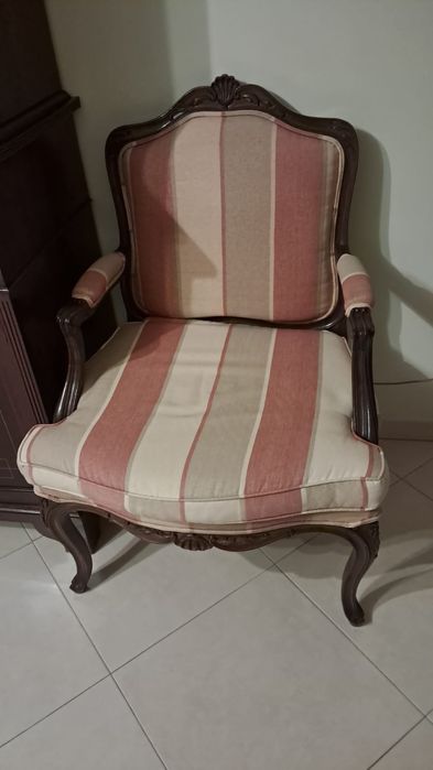 Dois cadeirões poltrona