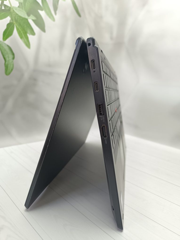 Сенсорний ноутбук Lenovo ThinkPad L390 YOGA/i5-8265/8/256/13.3"FHD IPS