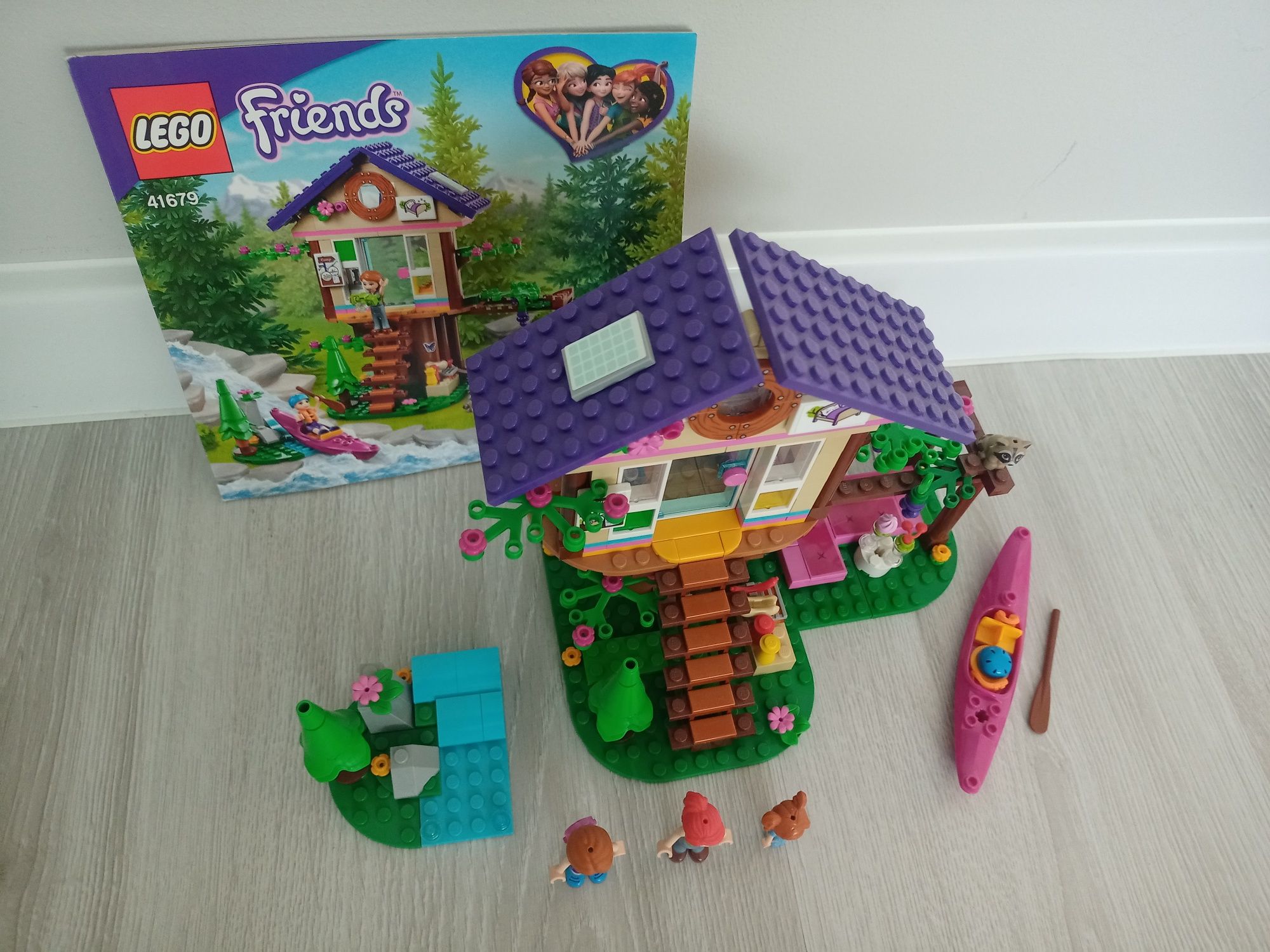 LEGO friends 41679 domek na drzewie