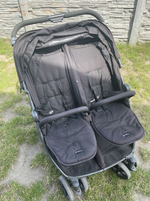 Wózek dla blizniaków